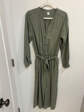 Old Navy Olive Green Wide-Leg Jumpsuit Women’s size medium Like New